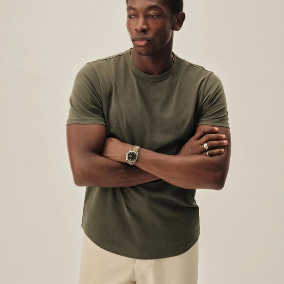 Buck Mason Pima Curved Hem Tee in Moss Green (Men’s Medium) - Picture 2 of 8
